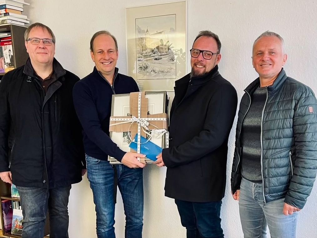 v. l. Günther Reis (CEO), Bgm. Dieter Egger, Martin Netzer und Michael Visintainer