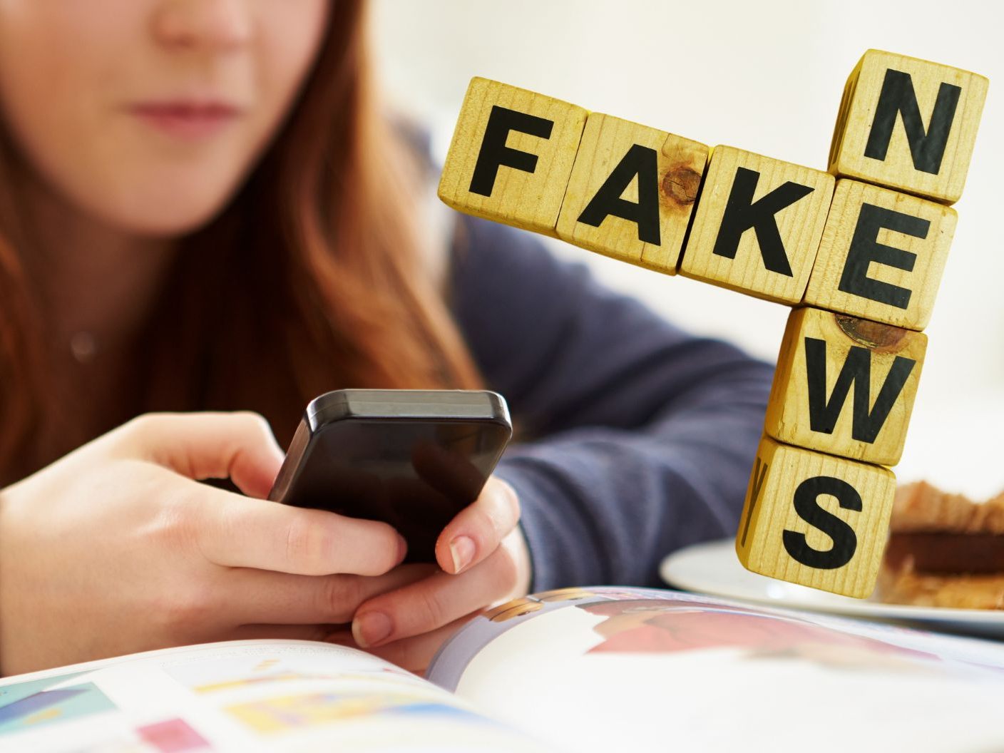 Jeder Dritte teilt Informationen auf Social Media, ohne davor Wahrheitsgehalt zu prüfen. Jeder Dritte teilt Informationen auf Social Media, ohne davor Wahrheitsgehalt zu prüfen.