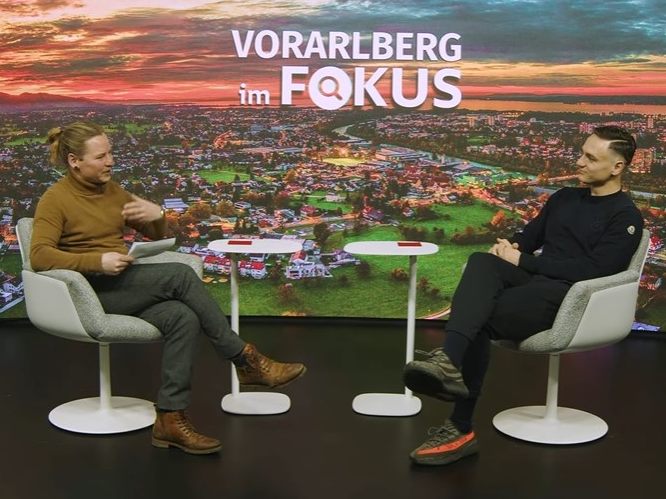 Dennis Strobel im Talk mit Lukas Fridrikas. Dennis Strobel im Talk mit Lukas Fridrikas.