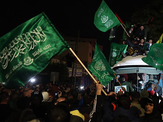 Hamas bejubelte bisher freigelassene Gefangene Hamas bejubelte bisher freigelassene Gefangene