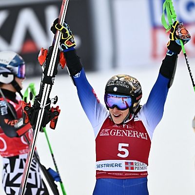 Brignone bejubelt Sieg Nummer zwei in Sestriere