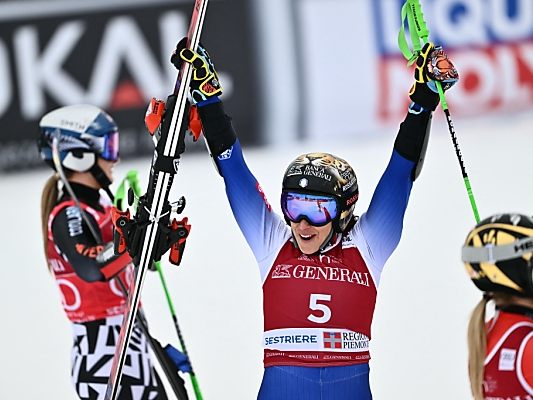 Brignone bejubelt Sieg Nummer zwei in Sestriere Brignone bejubelt Sieg Nummer zwei in Sestriere