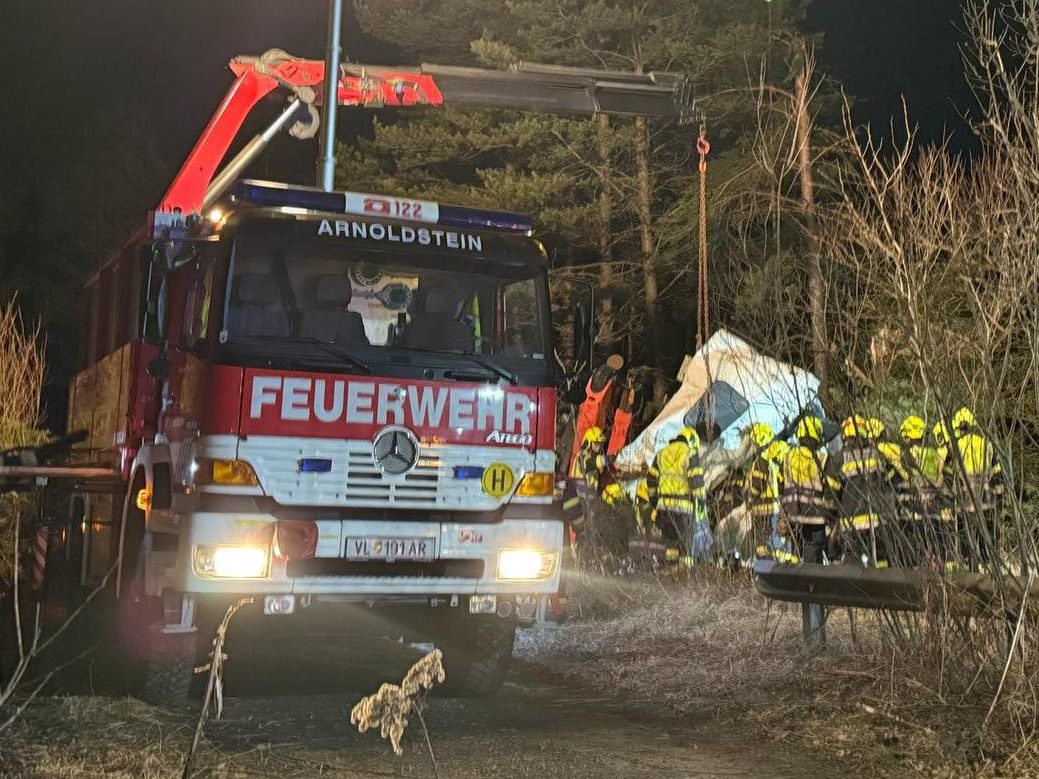 Für den Beifahrer kam jede Hilfe zu spät.