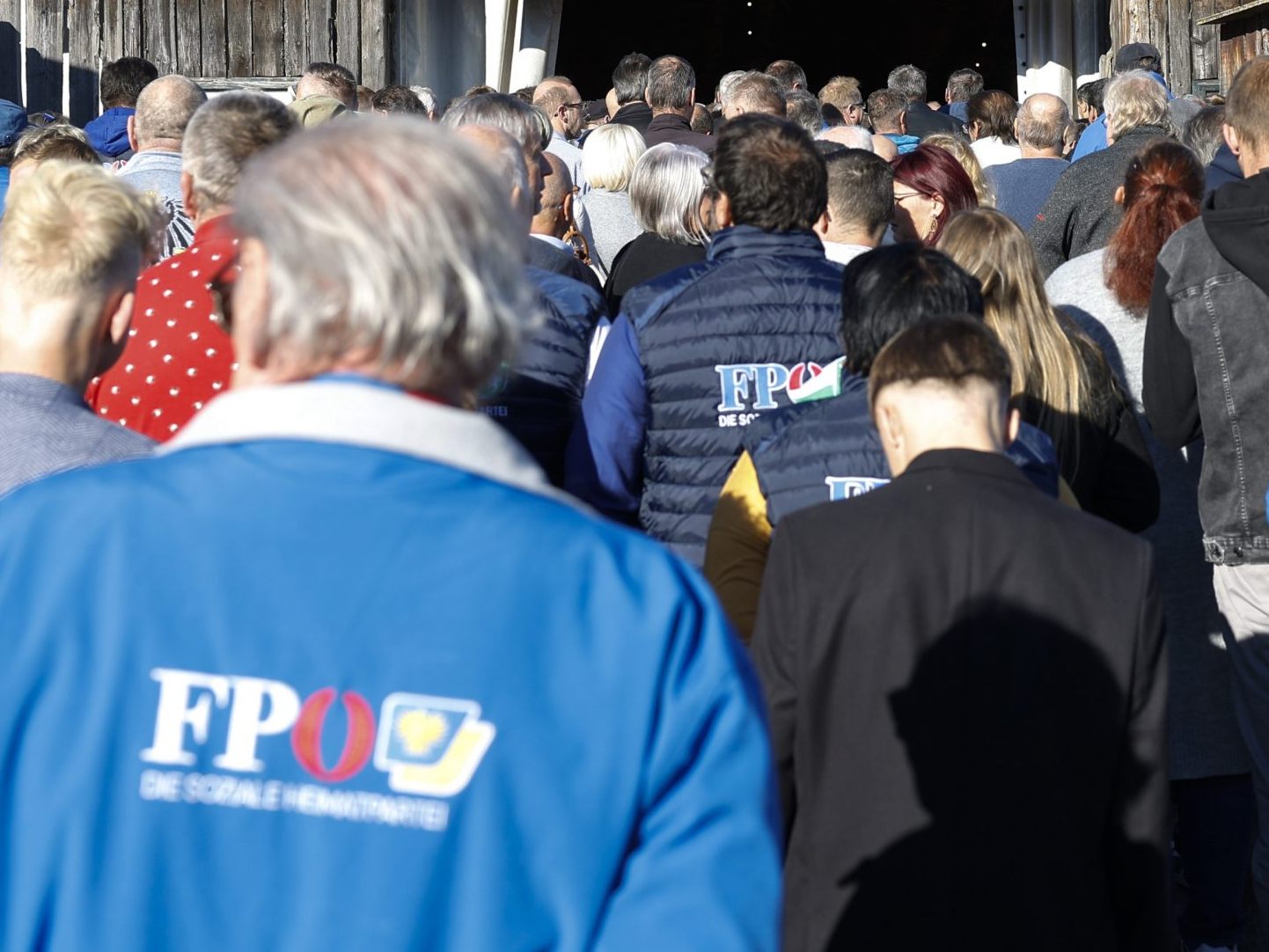 Die Corona-Pandemie bewegt FPÖ-Wähler immer noch. Die Corona-Pandemie bewegt FPÖ-Wähler immer noch.