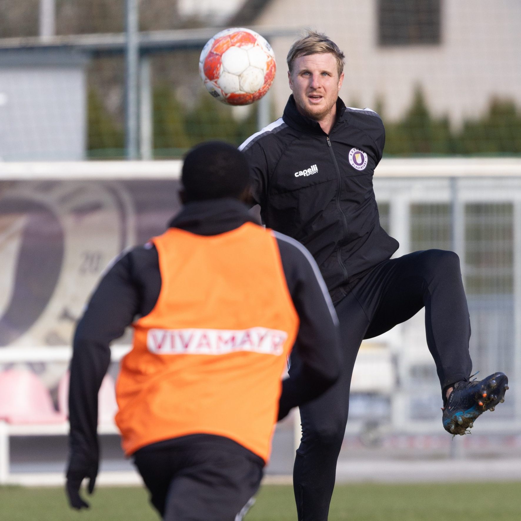 "Mir gefällt seine Einstellung extrem, er will es wirklich noch einmal wissen", so Klagenfurts Sport-Geschäftsführer mit Blick auf Hinteregger (im Bild).