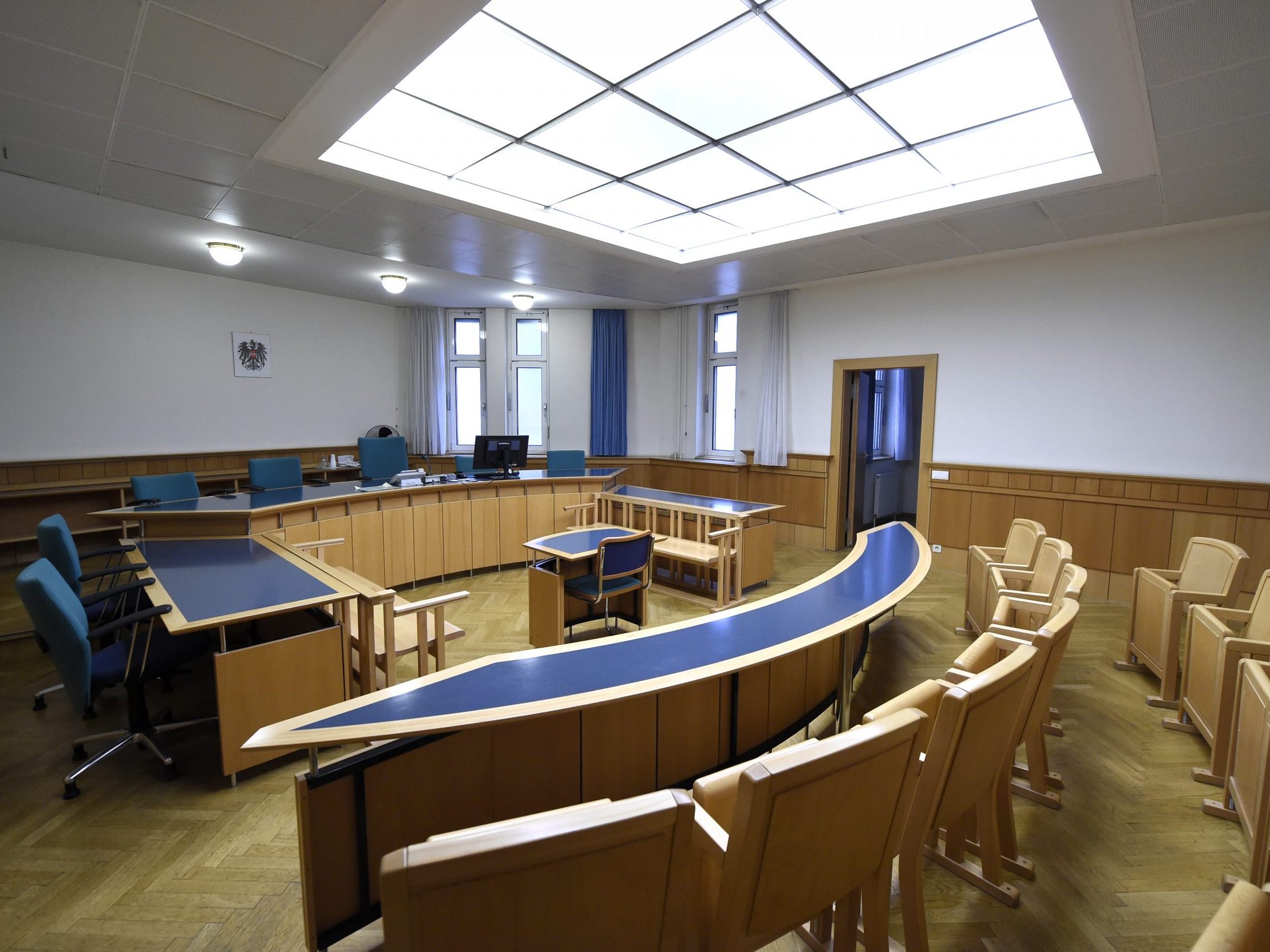 Der 59-jährige Angeklagte ist bei der Justiz kein Unbekannter.