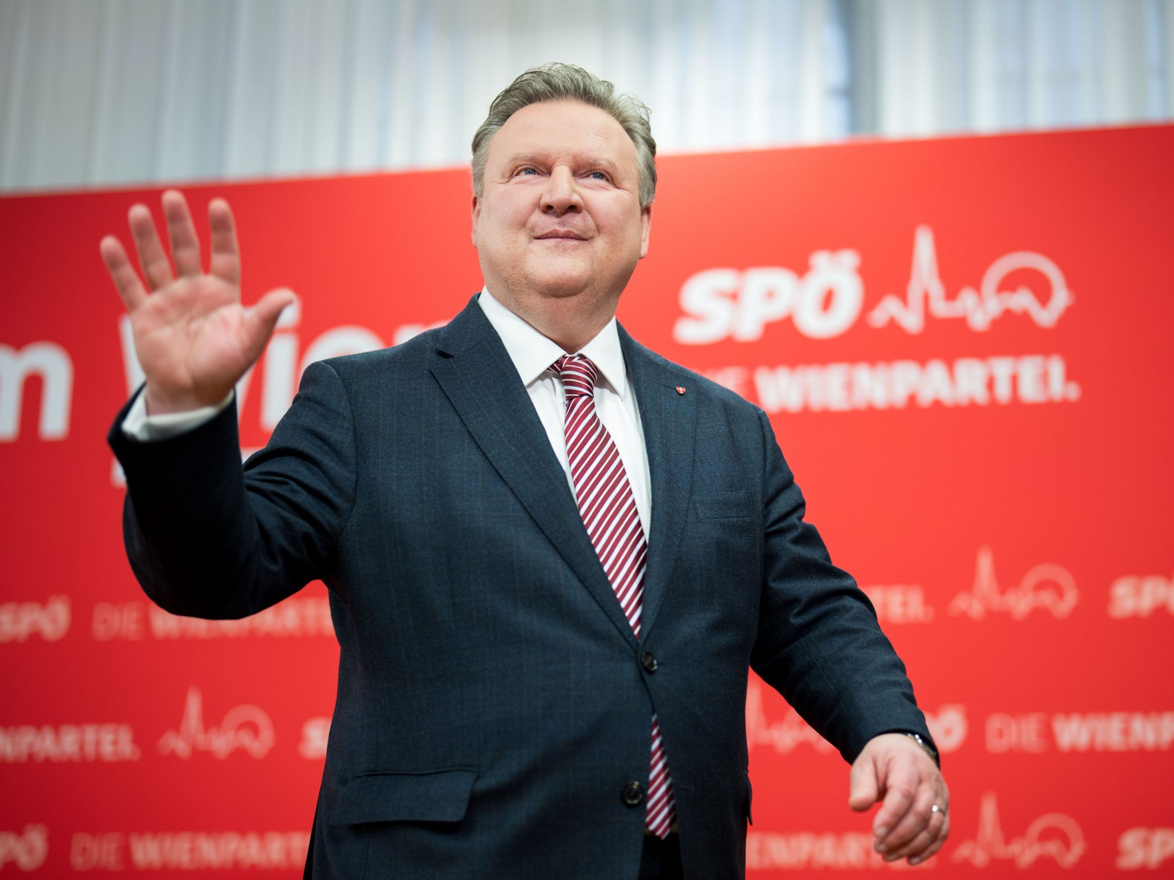 Ludwig wie erwartet SPÖ-Spitzenkandidat für Wien-Wahl. Ludwig wie erwartet SPÖ-Spitzenkandidat für Wien-Wahl.