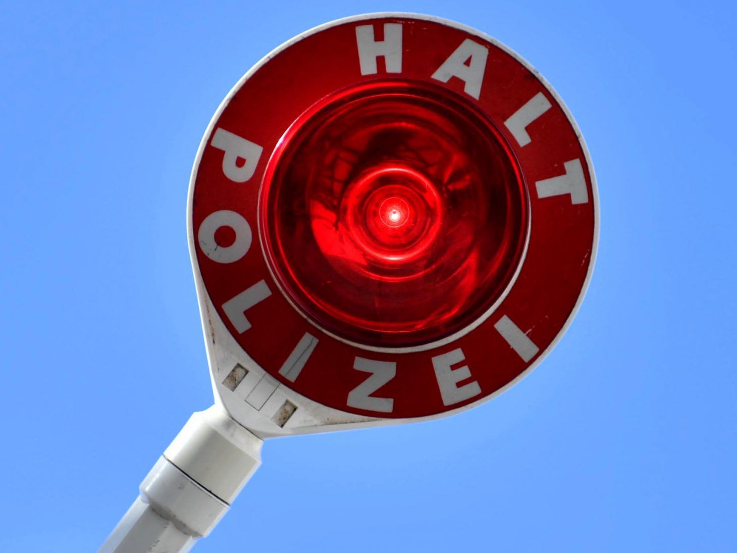 Ein 21-Jähriger flüchtete bei einer Kontrolle. Ein 21-Jähriger flüchtete bei einer Kontrolle.