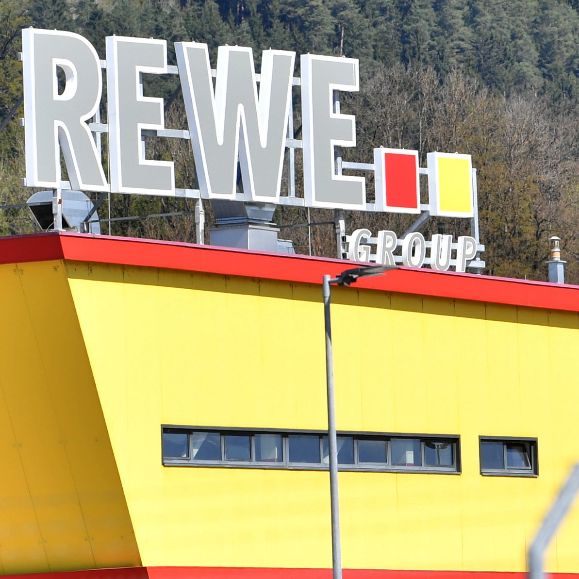 OGH erhöhte ursprünglich festgesetzte Geldbuße in Höhe von 1,5 Mio. Euro auf 70 Mio. Euro.