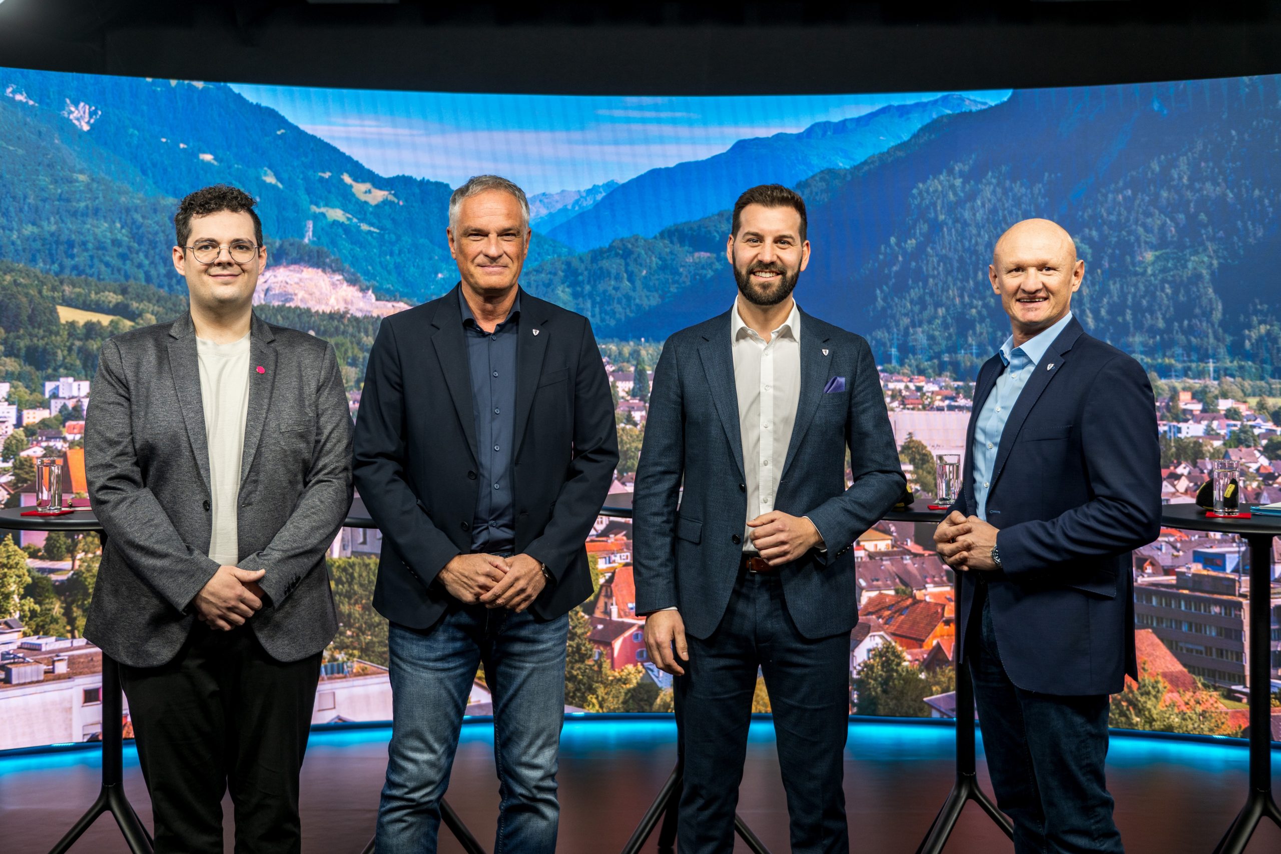 Die Kandidaten bei der Wahldiskussion.