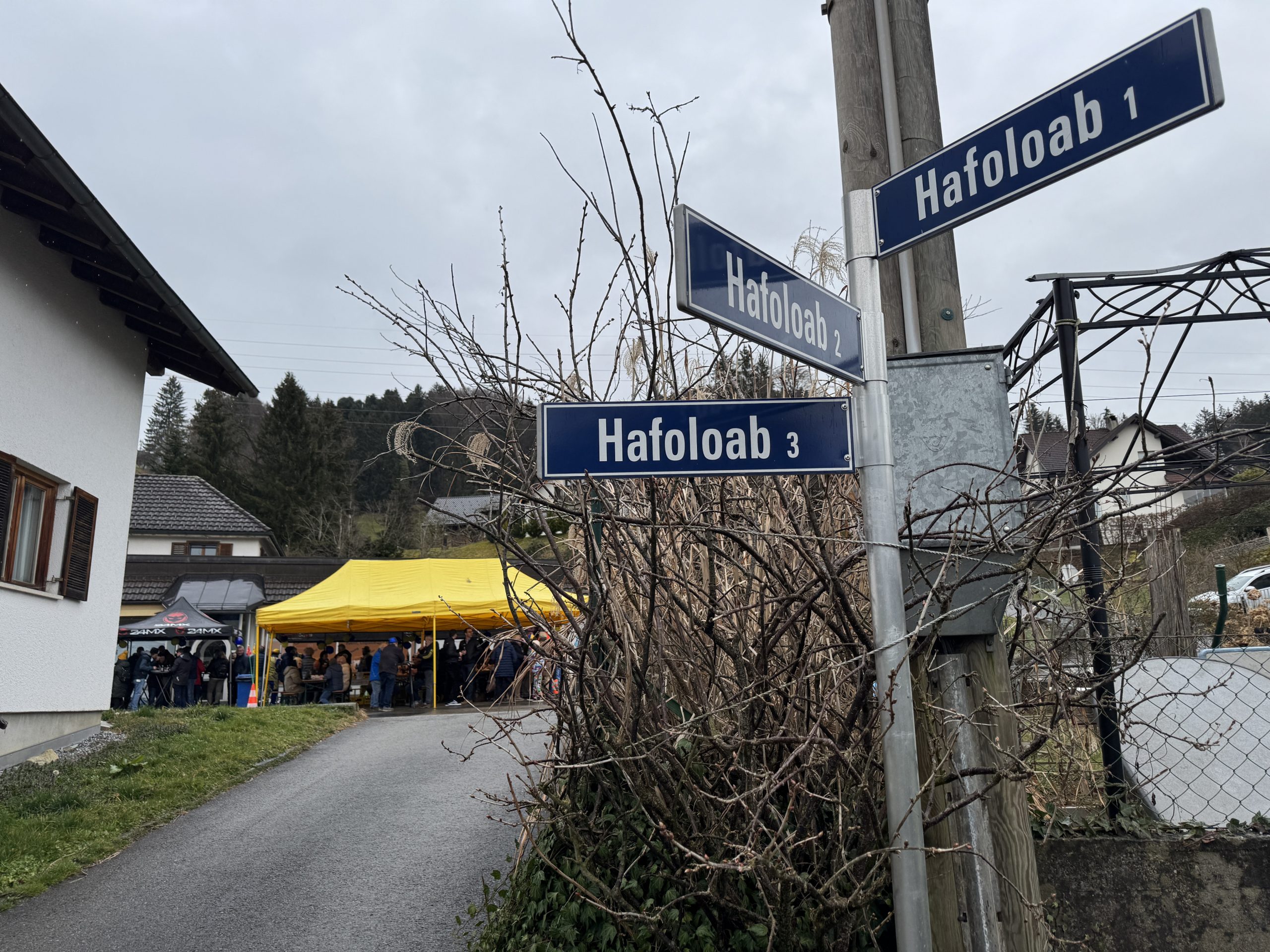 Bratenklau Bratenklau