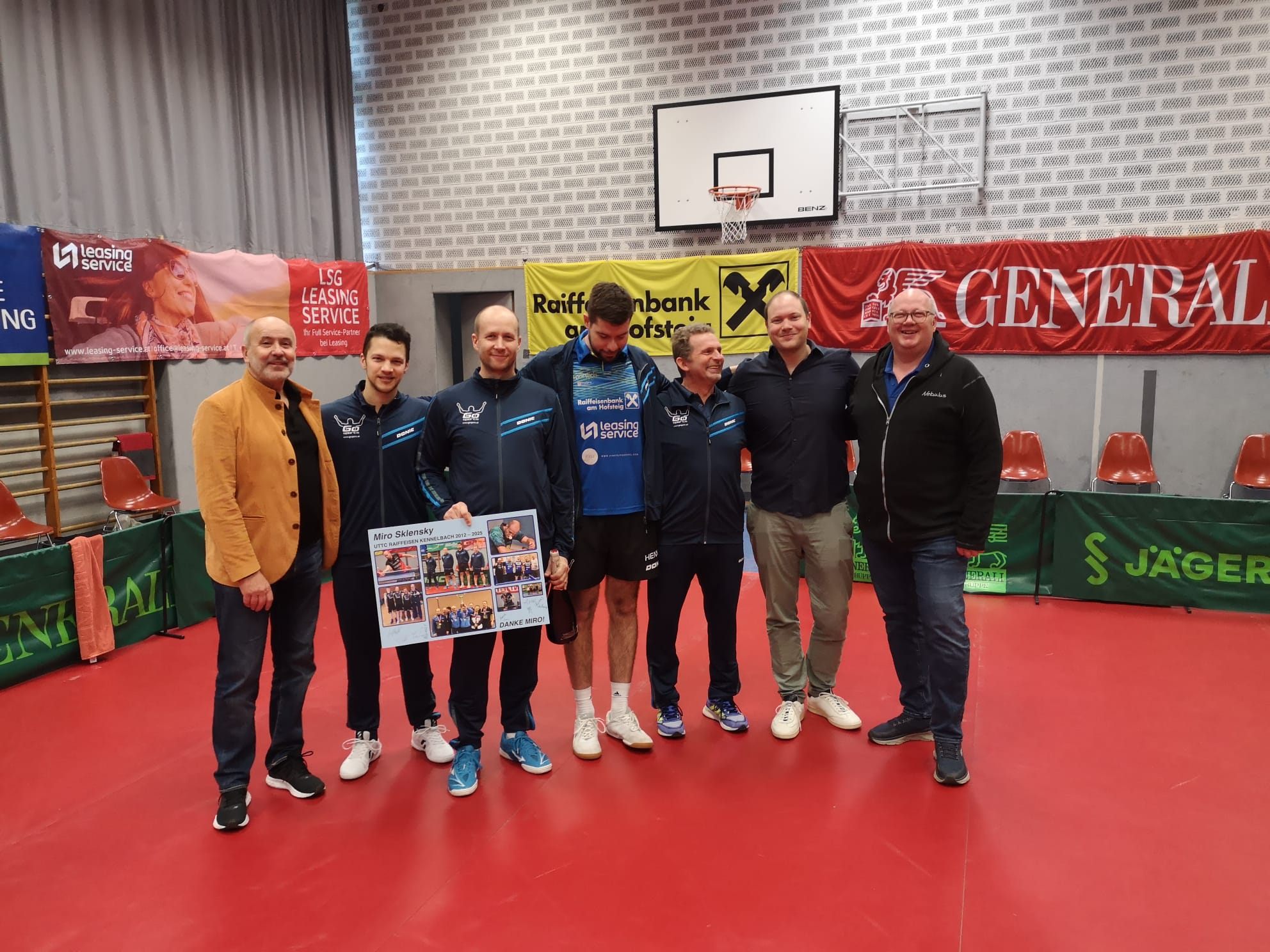 Präsident Arno Schuchter, Simon Pfeffer, Miro Sklensky, Samuel Novota, Istvan Toth, Obmann Marvin Rist und Vize-Obmann Matthias Gunsch