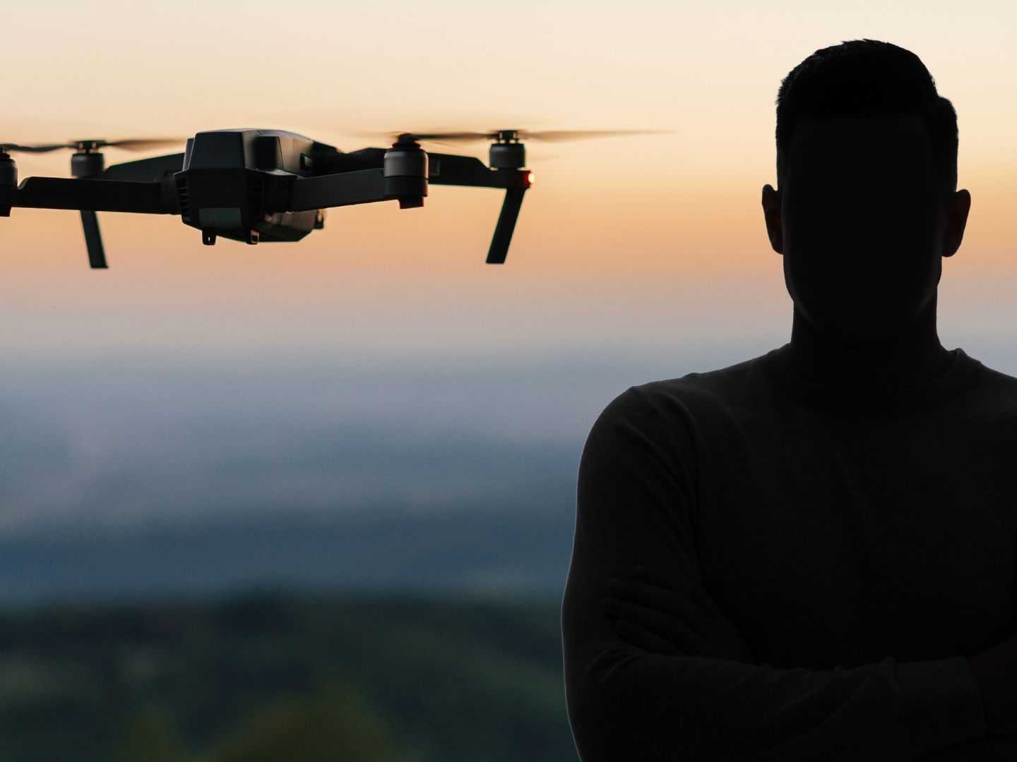 Spionageverdacht in Deutschland: Über einem Militärstützpunkt wurden Drohnen gesichtet. Spionageverdacht in Deutschland: Über einem Militärstützpunkt wurden Drohnen gesichtet.