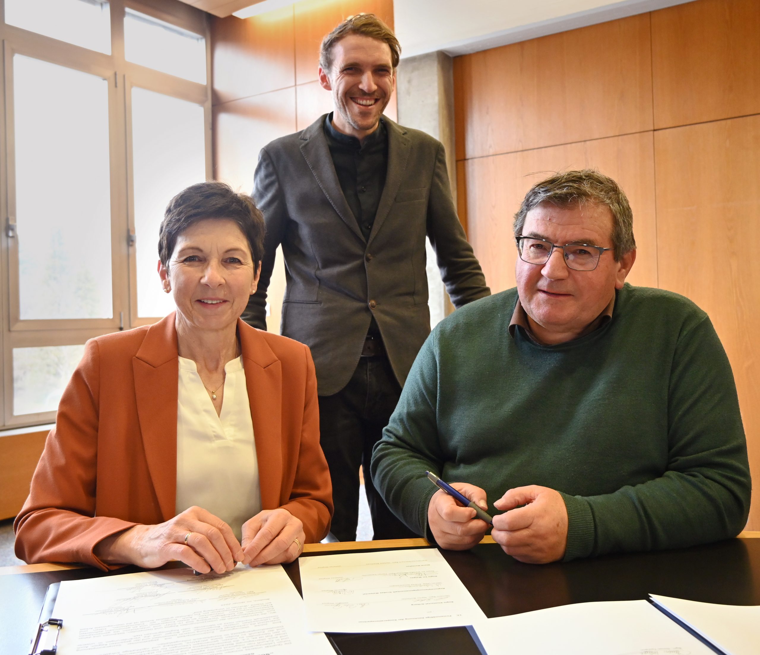 Vertragsunterzeichnung Vertragsunterzeichnung