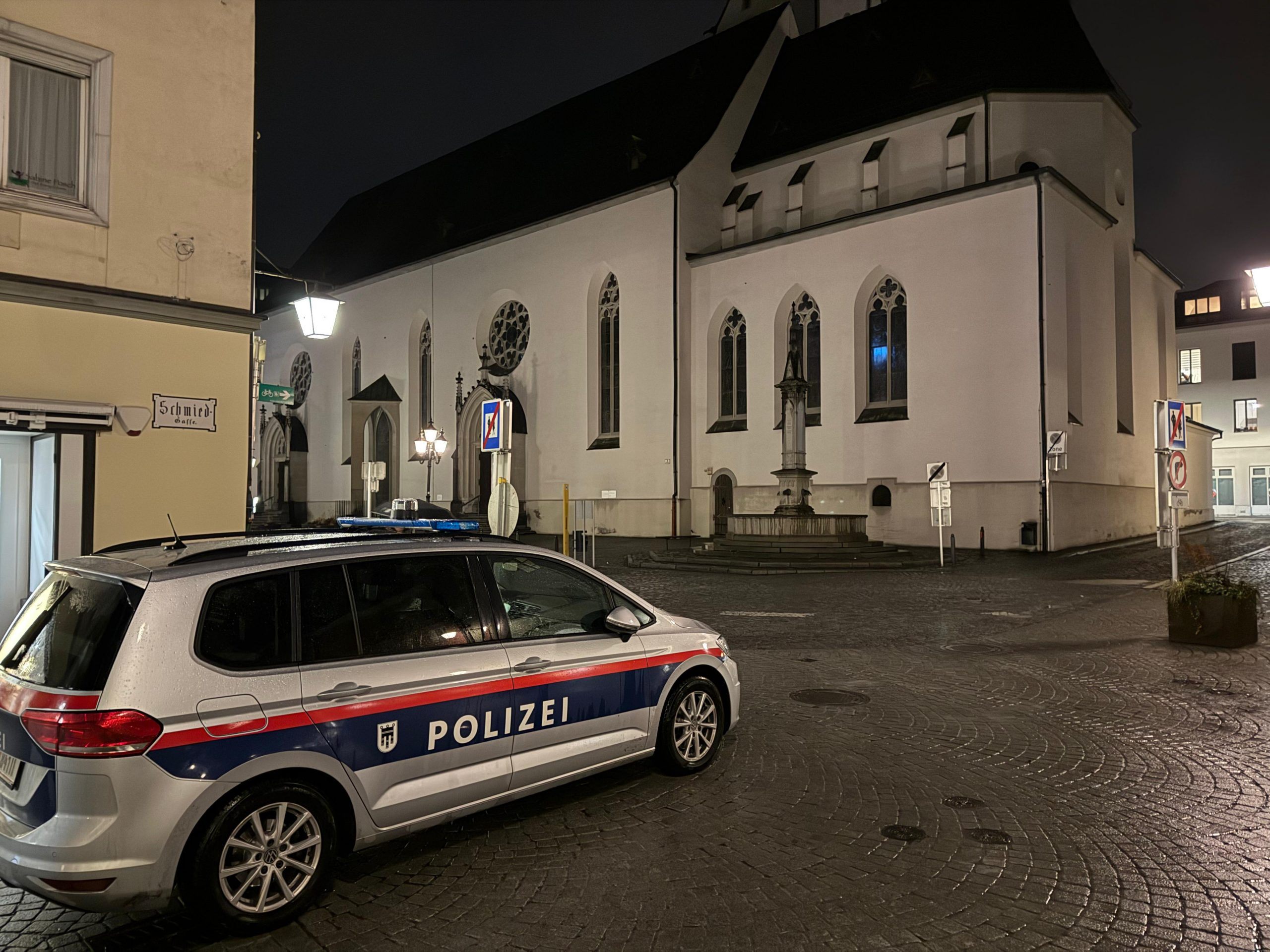 Die Polizei gab neue Details zum Messerangriff in Feldkirch preis. Die Polizei gab neue Details zum Messerangriff in Feldkirch preis.