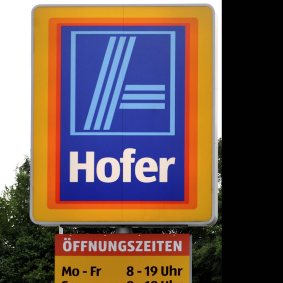 Auch die Branchenriese spüren die zunehmende Präsenz des Discounters.