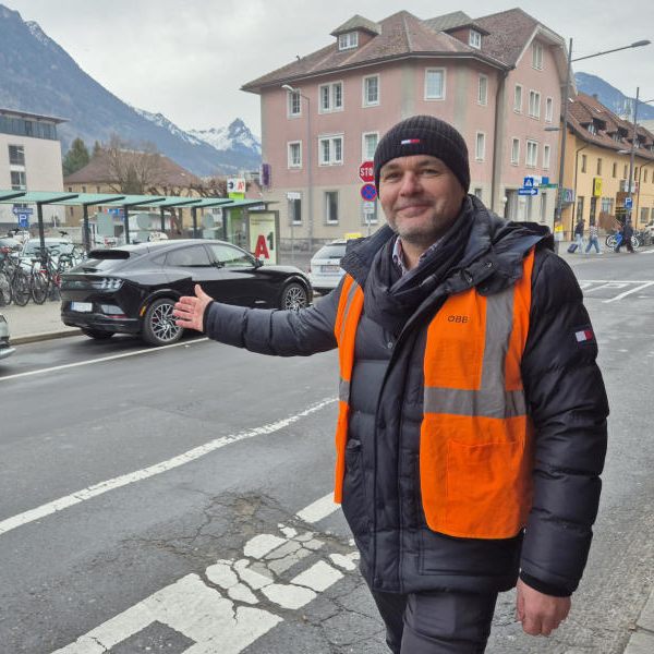 Günter Stimpfl ist der Projektleiter für die Umgestaltungmaßnahmen am Bludenzer Bahnhof.