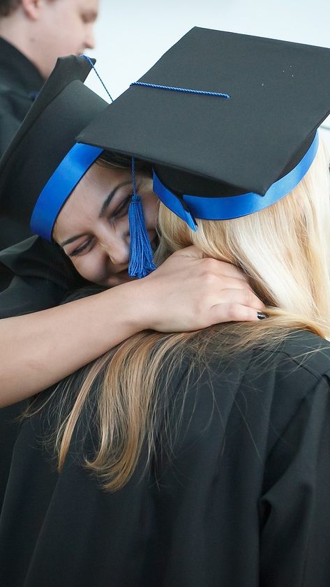 Die Akademiker-Arbeitslosenquote ist konstant niedrig.