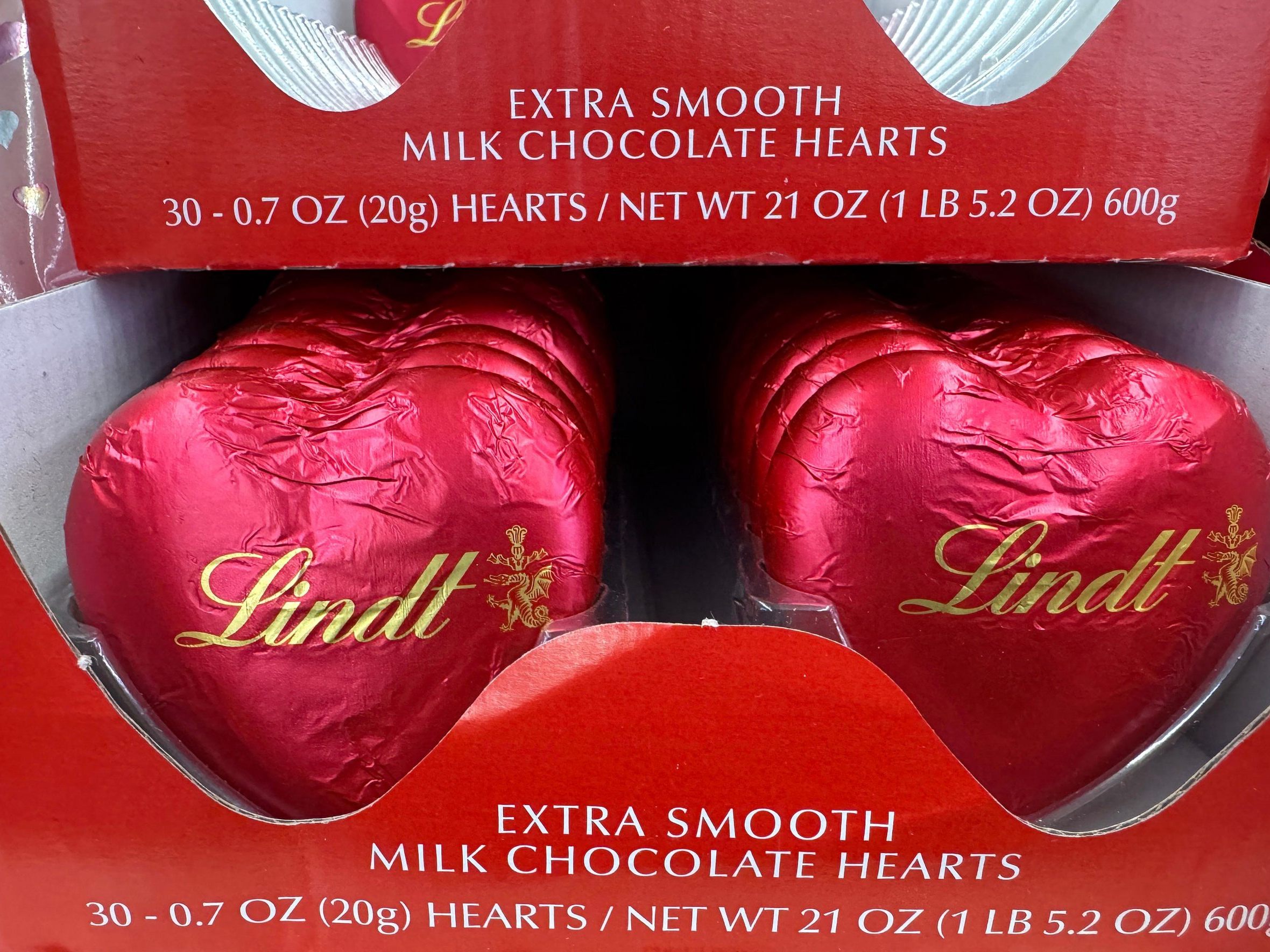 Trotz höherer Preise steigert Lindt Umsatz, Gewinn und die Dividende für seine Aktionäre. Trotz höherer Preise steigert Lindt Umsatz, Gewinn und die Dividende für seine Aktionäre.
