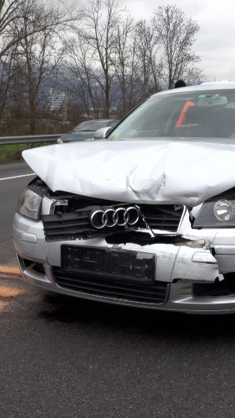 Erheblicher Sachschaden am Pkw