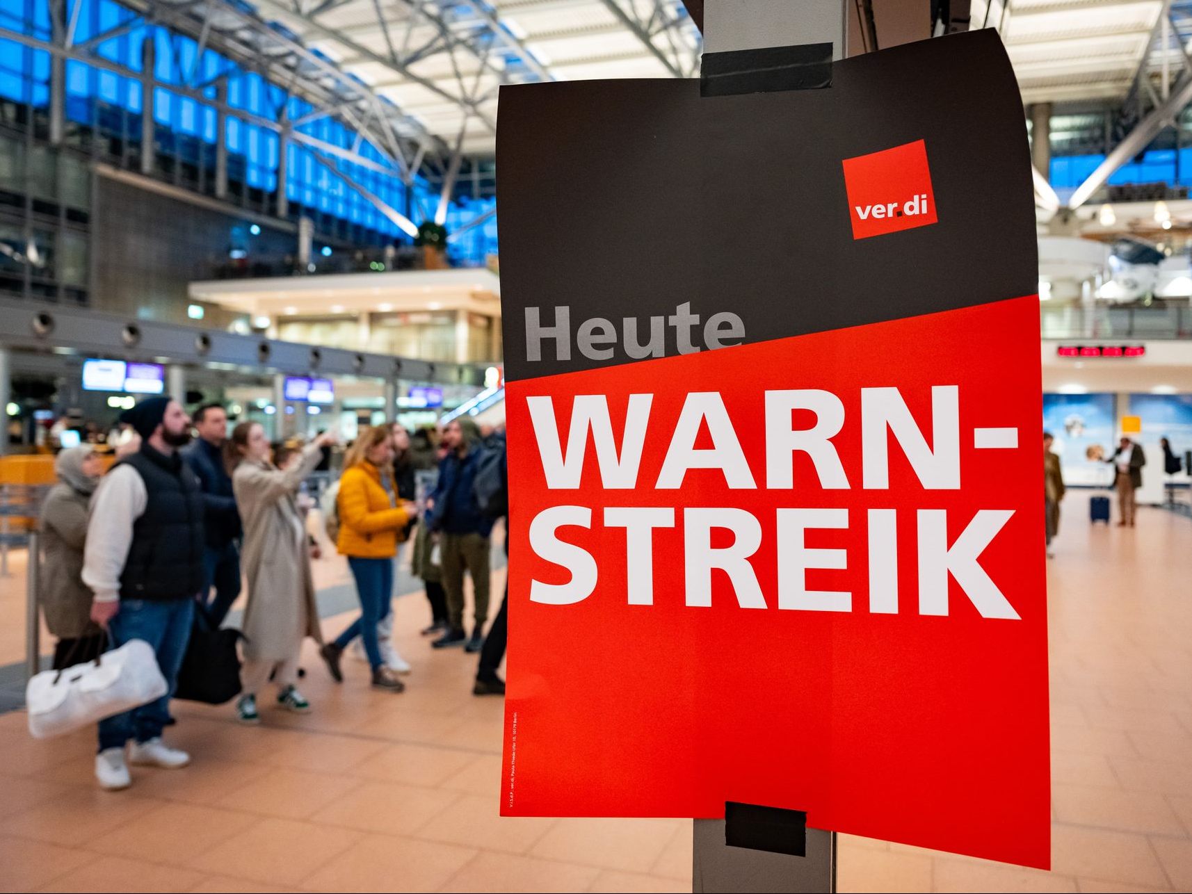 An 13 deutschen Flughäfen wird heute gestreikt.