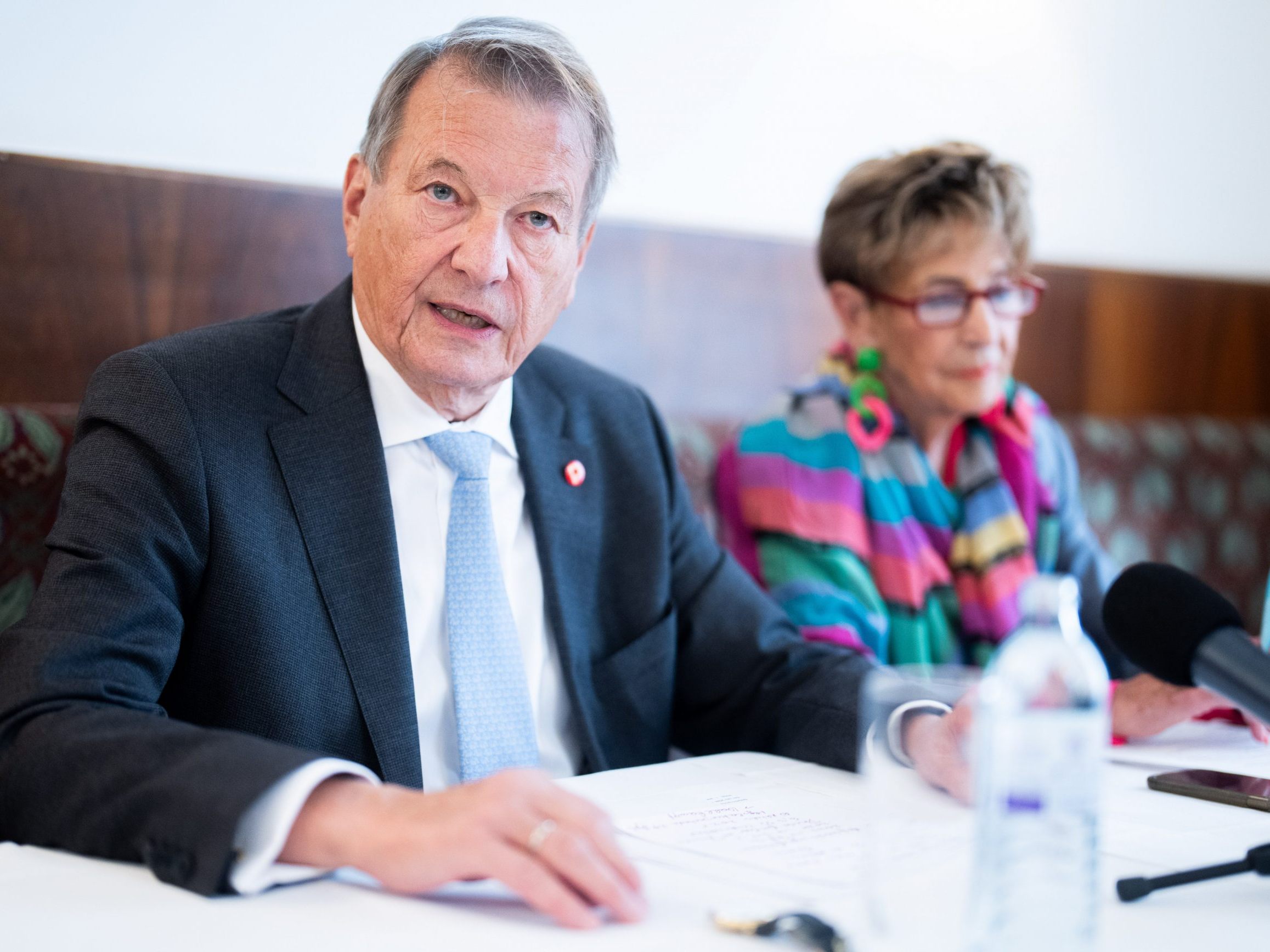 Kostelka und Korosec lassen kein gutes Haar an den Plänen der Regierung.