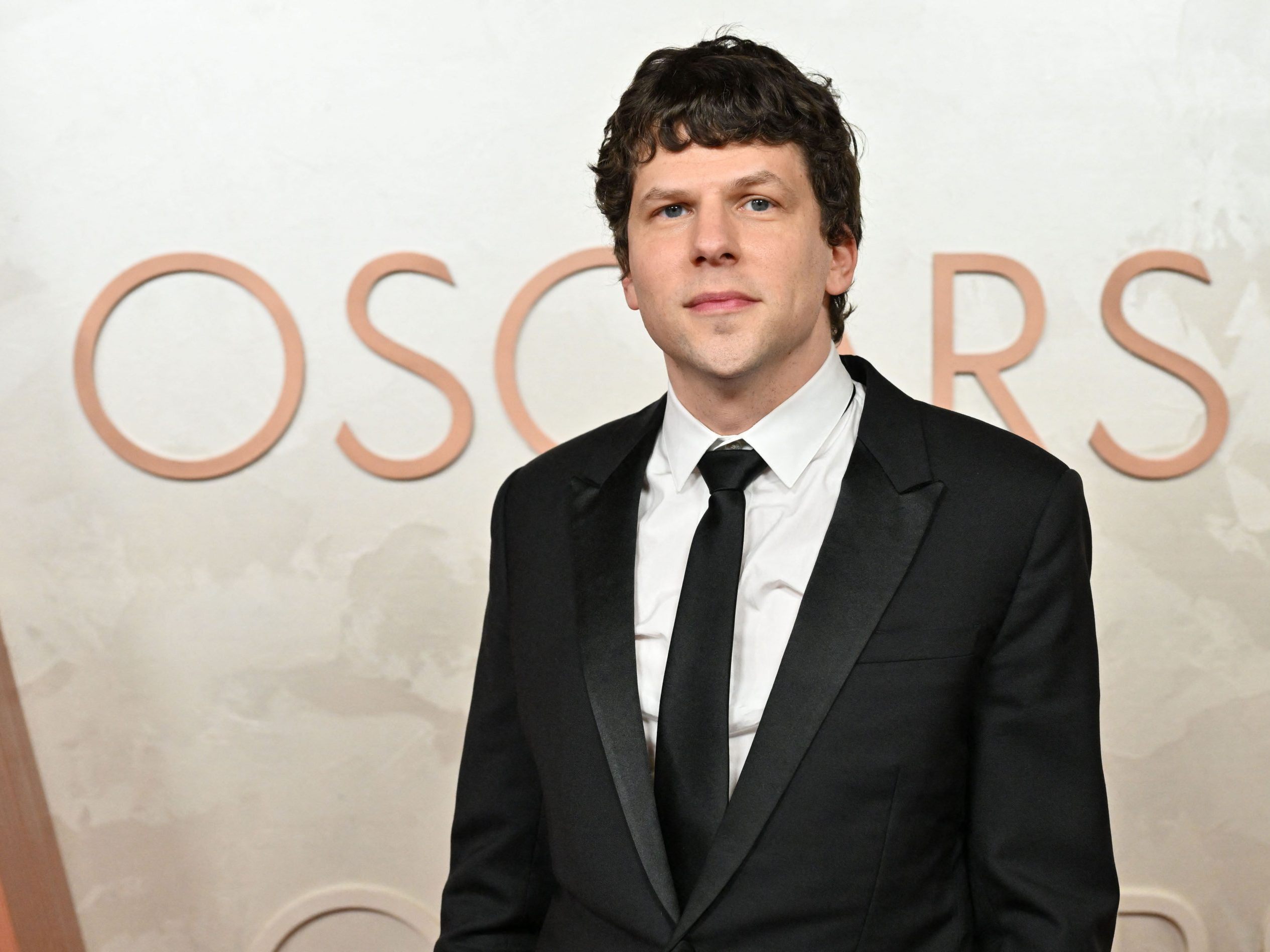 Hollywoodstar Jesse Eisenberg erhielt die polnische Staatsbürgerschaft. Hollywoodstar Jesse Eisenberg erhielt die polnische Staatsbürgerschaft.
