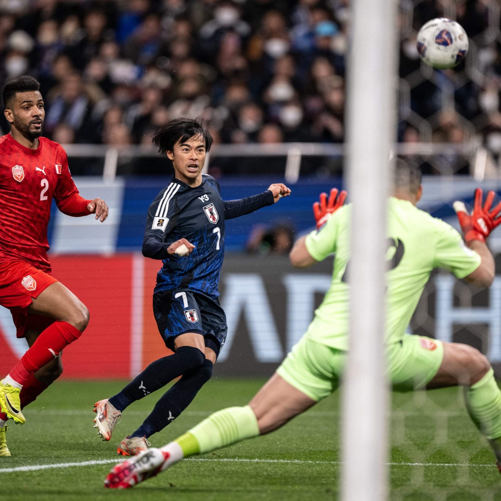 Japan besiegte Bahrain mit 2:0 und fährt zur WM.
