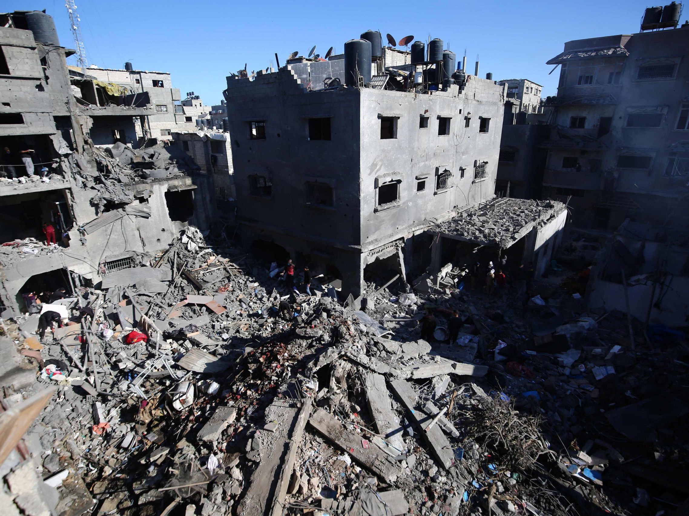 Mindestens 50.000 Menschen sind dem Krieg im Gazastreifen bereits zum Opfer gefallen. Mindestens 50.000 Menschen sind dem Krieg im Gazastreifen bereits zum Opfer gefallen.
