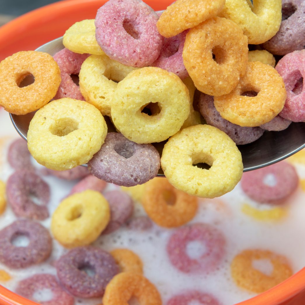 5 Ultra-verarbeitete Lebensmittel, die man vermeiden sollte.