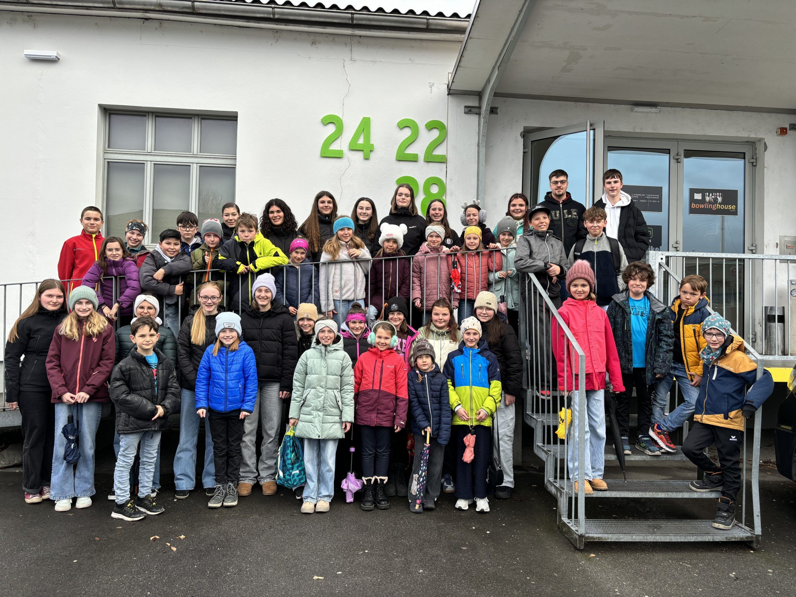 Musikschüler aus Weiler beim Bowlingausflug Musikschüler aus Weiler beim Bowlingausflug
