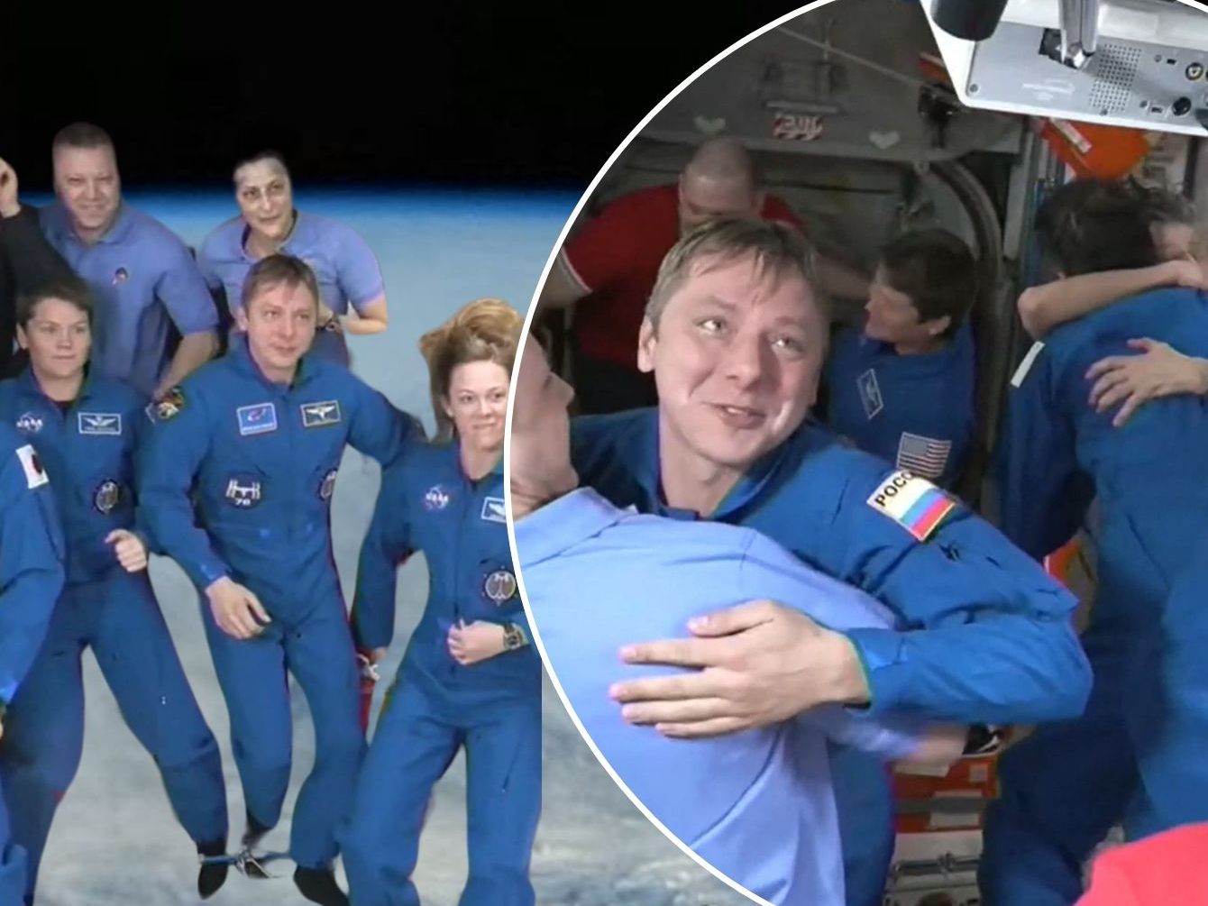 SpaceX von Tech-Milliardär Elon Musk dockte an der ISS an. SpaceX von Tech-Milliardär Elon Musk dockte an der ISS an.