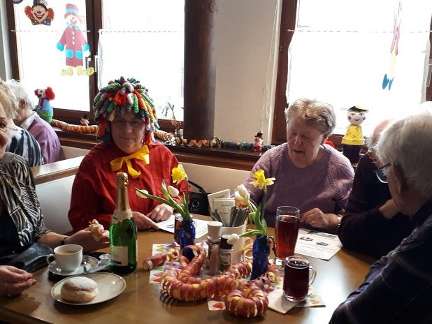 Lustige Faschingsfete beim Frastanzer PVÖ Lustige Faschingsfete beim Frastanzer PVÖ