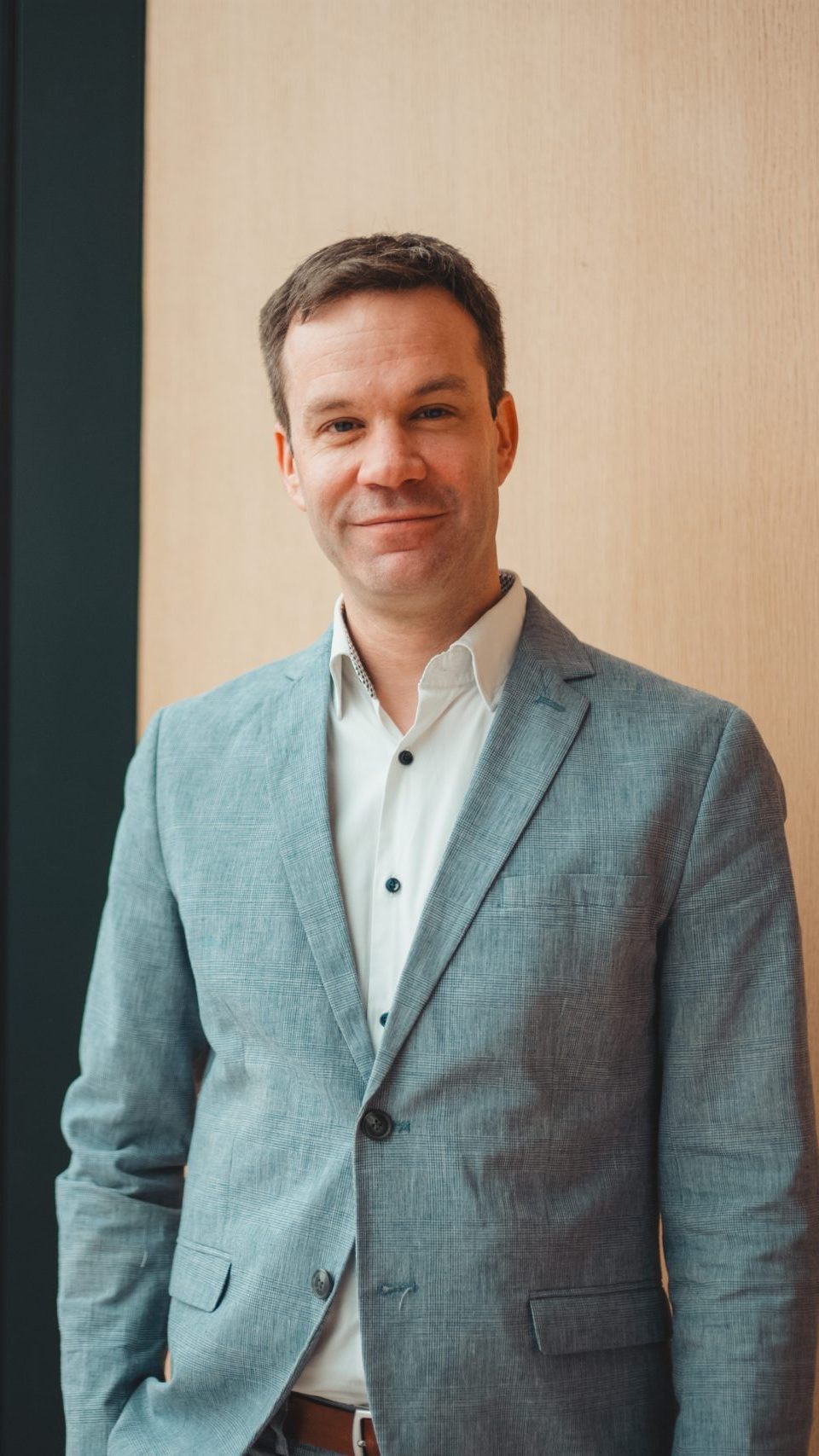 Florian Themeßl-Huber, Bürgermeister von Nüziders, setzt auf Zusammenarbeit, nachhaltige Entwicklung und eine starke Gemeinschaft.