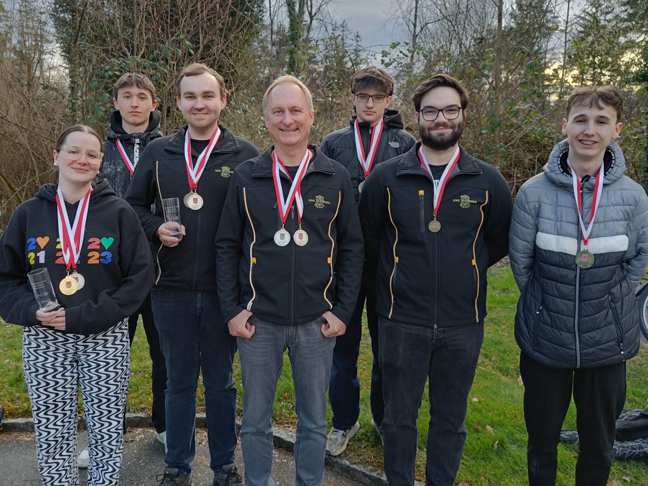 v.l.n.r.: Kaiser Rebekka, Dietinger Aaron, Wilhelm Jakob, Grinschgl Erwin, Poppeller Vincent, Bolter Angelo, Dietinger Julian v.l.n.r.: Kaiser Rebekka, Dietinger Aaron, Wilhelm Jakob, Grinschgl Erwin, Poppeller Vincent, Bolter Angelo, Dietinger Julian