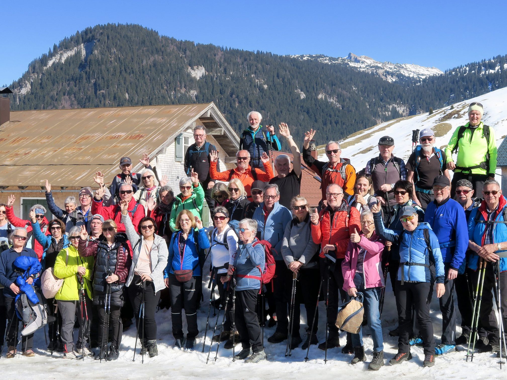 Unsere Wanderfreunde von VORARLBERG 50plus genossen die Wanderung von Sibratsgfäll nach Schönenbach Unsere Wanderfreunde von VORARLBERG 50plus genossen die Wanderung von Sibratsgfäll nach Schönenbach