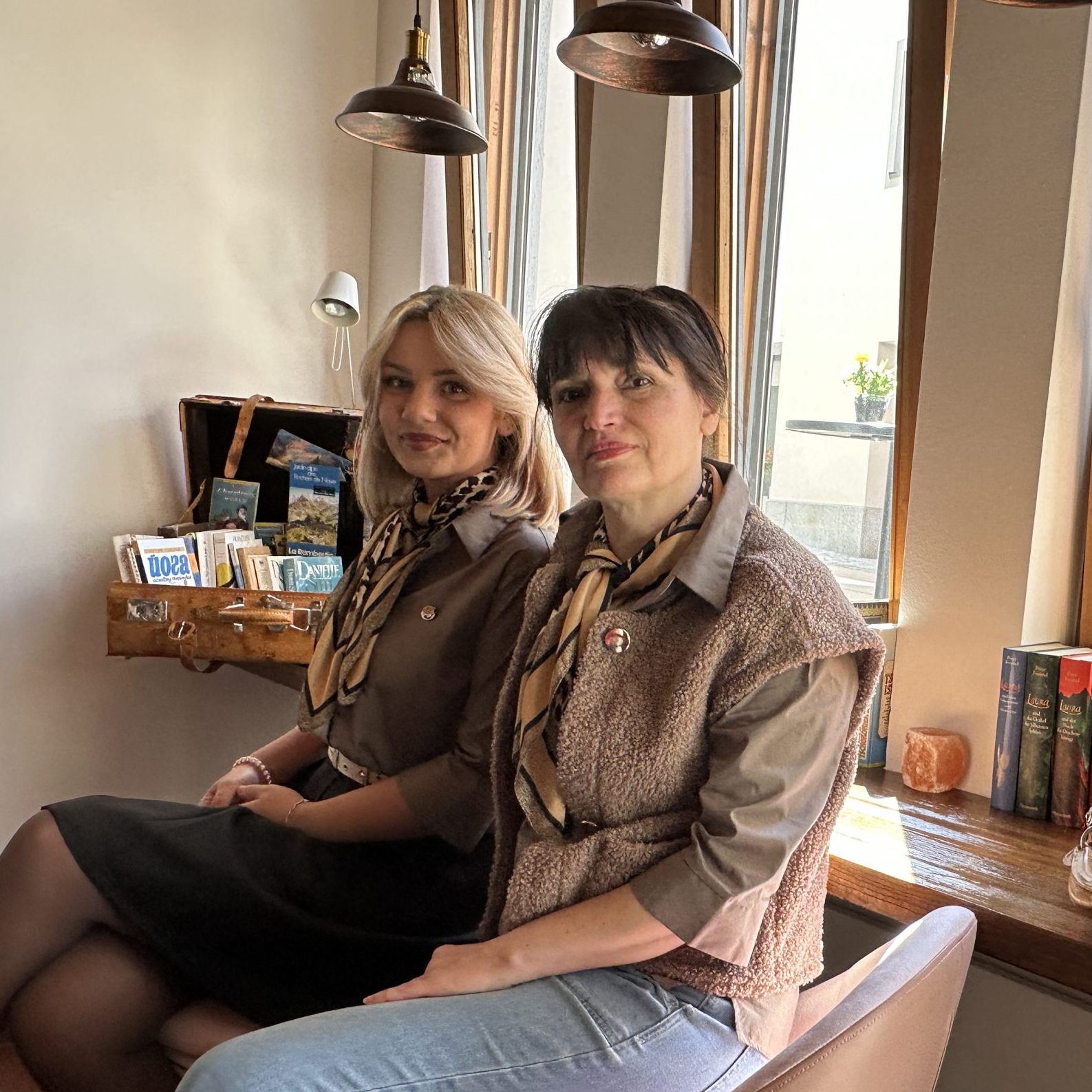 Nina und Radi in ihrem neuen Lokal.