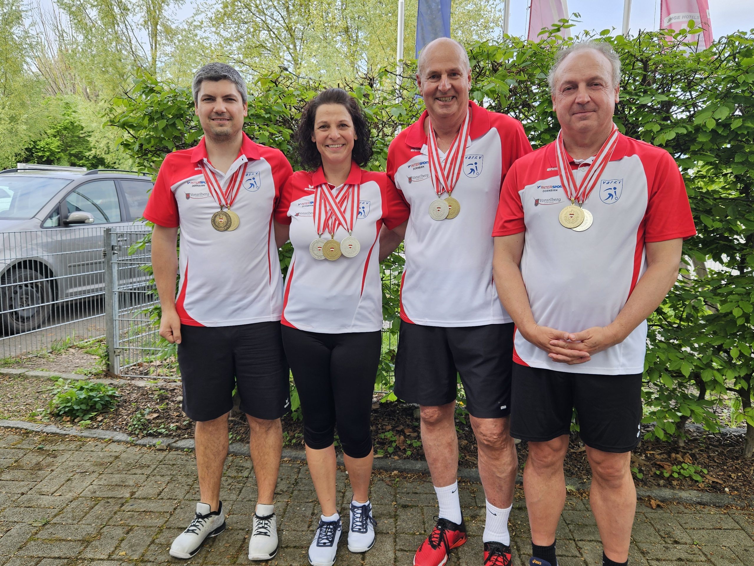 Daniel Fertschnig (3.ü16) Carmen Schatzmann (Vizestaatsmeisterin) Günter Broger (2.ü55) und Lothar Amann (Vizestaatsmeister) Daniel Fertschnig (3.ü16) Carmen Schatzmann (Vizestaatsmeisterin) Günter Broger (2.ü55) und Lothar Amann (Vizestaatsmeister)