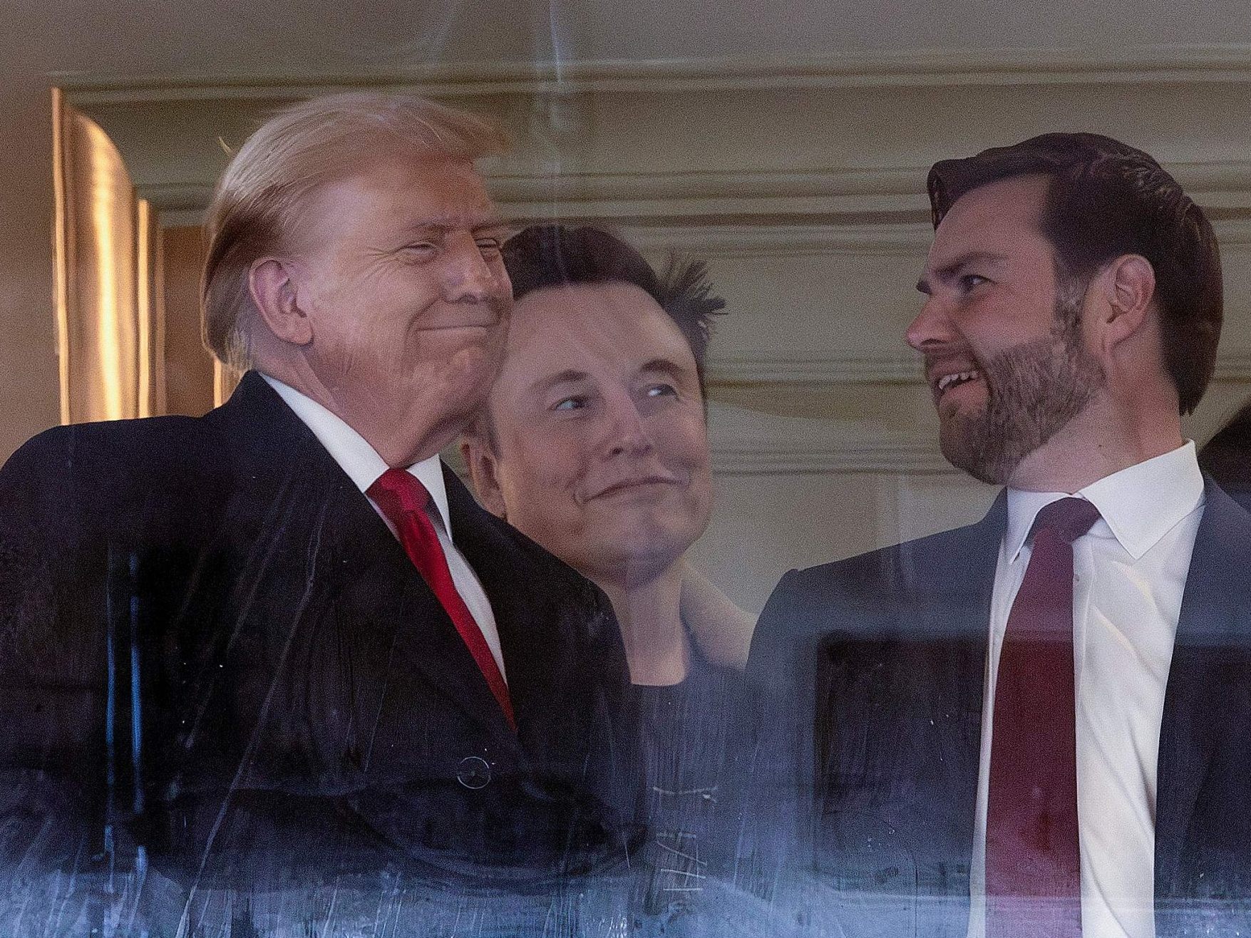 Vance stellt klar: Elon Musk ist noch lange nicht fertig mit Washington. Vance stellt klar: Elon Musk ist noch lange nicht fertig mit Washington.