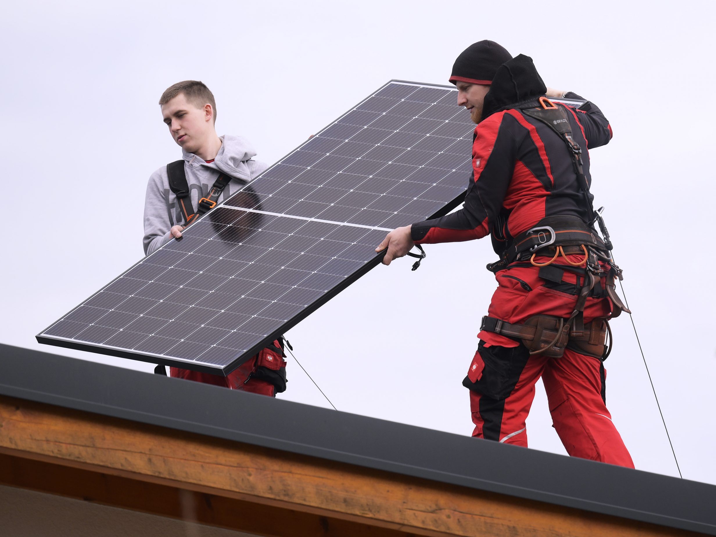 Der Bonus für europäische PV-Komponenten tritt ab Juni in Kraft. Der Bonus für europäische PV-Komponenten tritt ab Juni in Kraft.