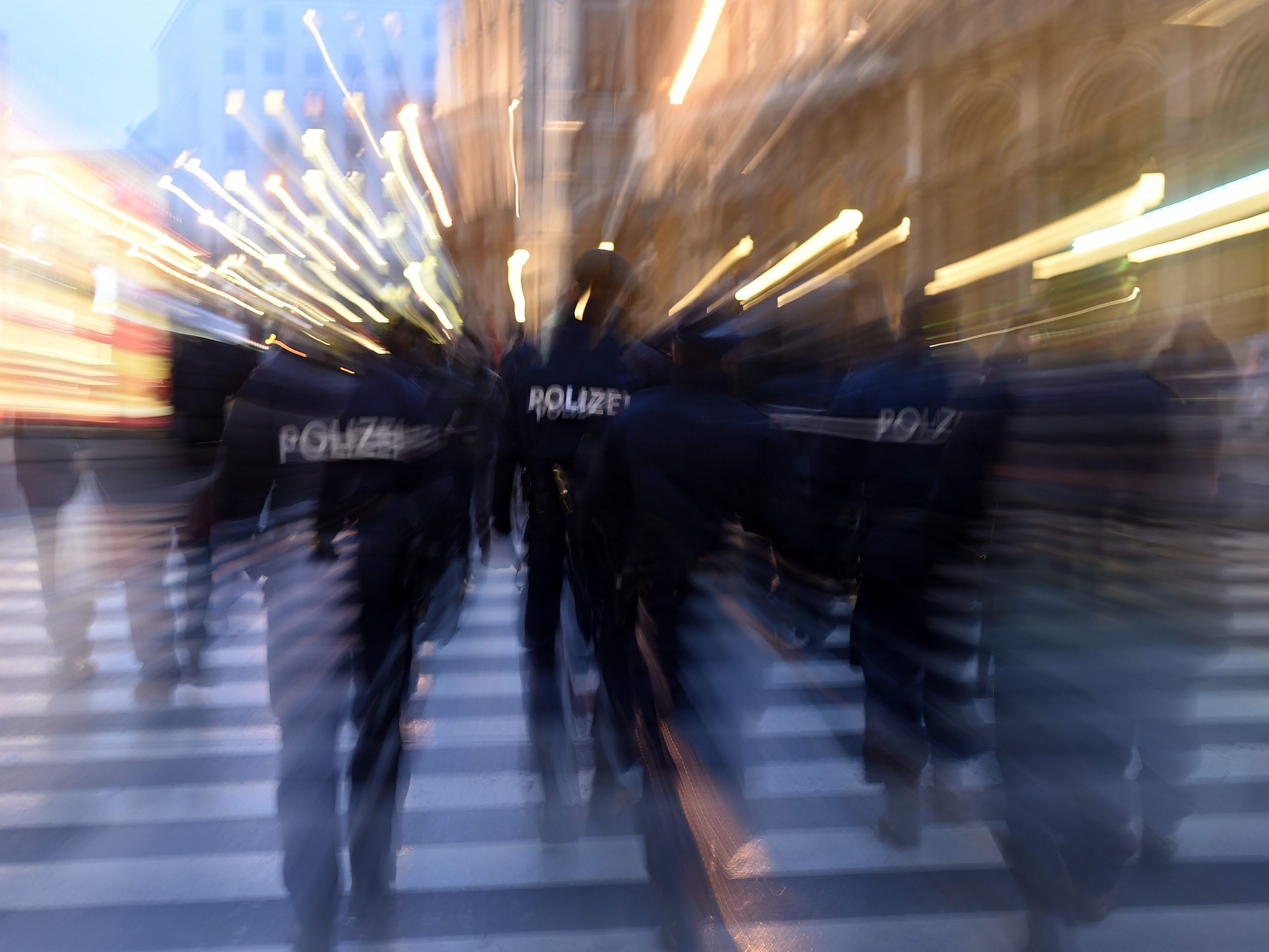 Zwei Zechpreller sorgten für einen Polizeieinsatz in der Innenstadt.
