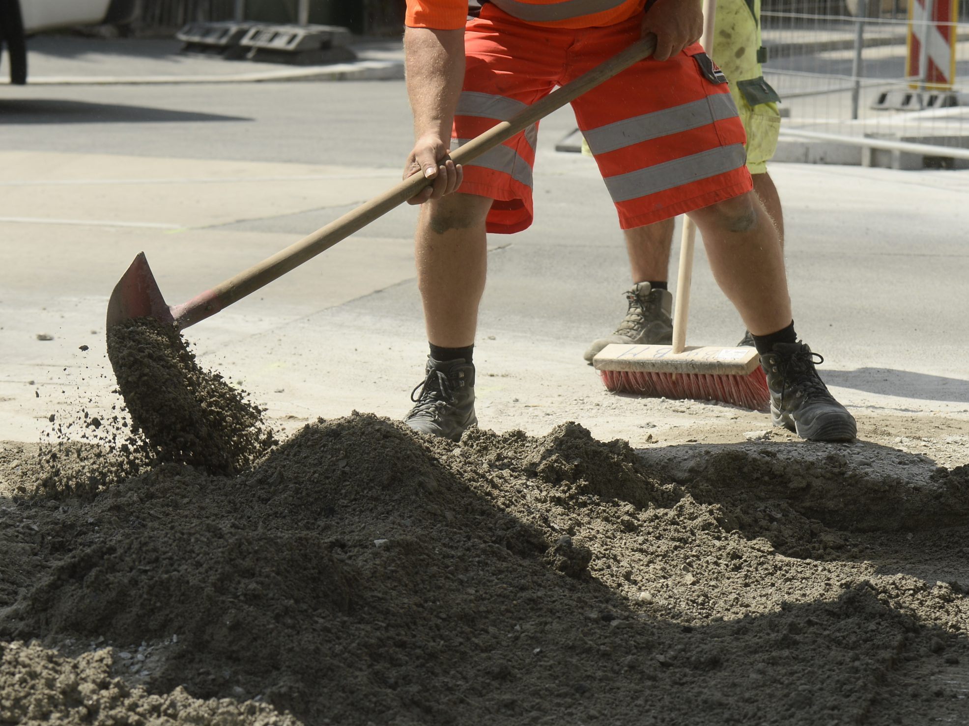 Fahrbahnsanierungsarbeiten im 15. Bezirk. Fahrbahnsanierungsarbeiten im 15. Bezirk.
