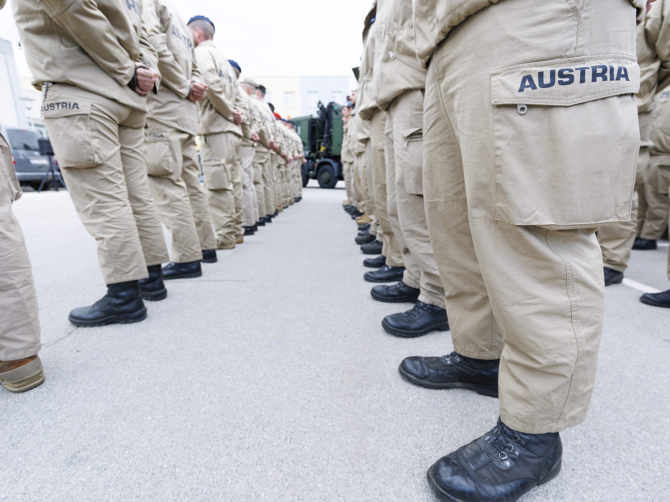 Die Seuchenteppiche an den geöffneten Grenzübergängen in NÖ zur Slowakei wurden bisher vom Straßendienst betreut.