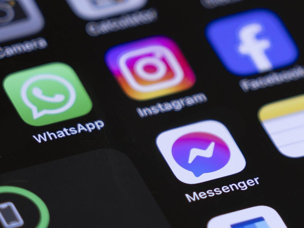 Scharfe Kritik gibt es am Entwurf zur Messenger-Überwachung.