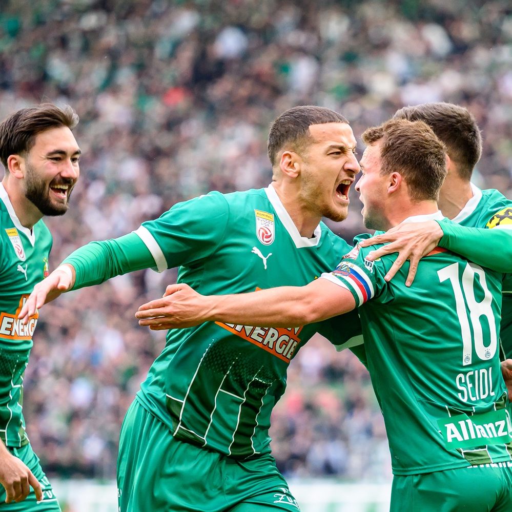 Rapid gegen Austria früh auf der Siegerstraße.