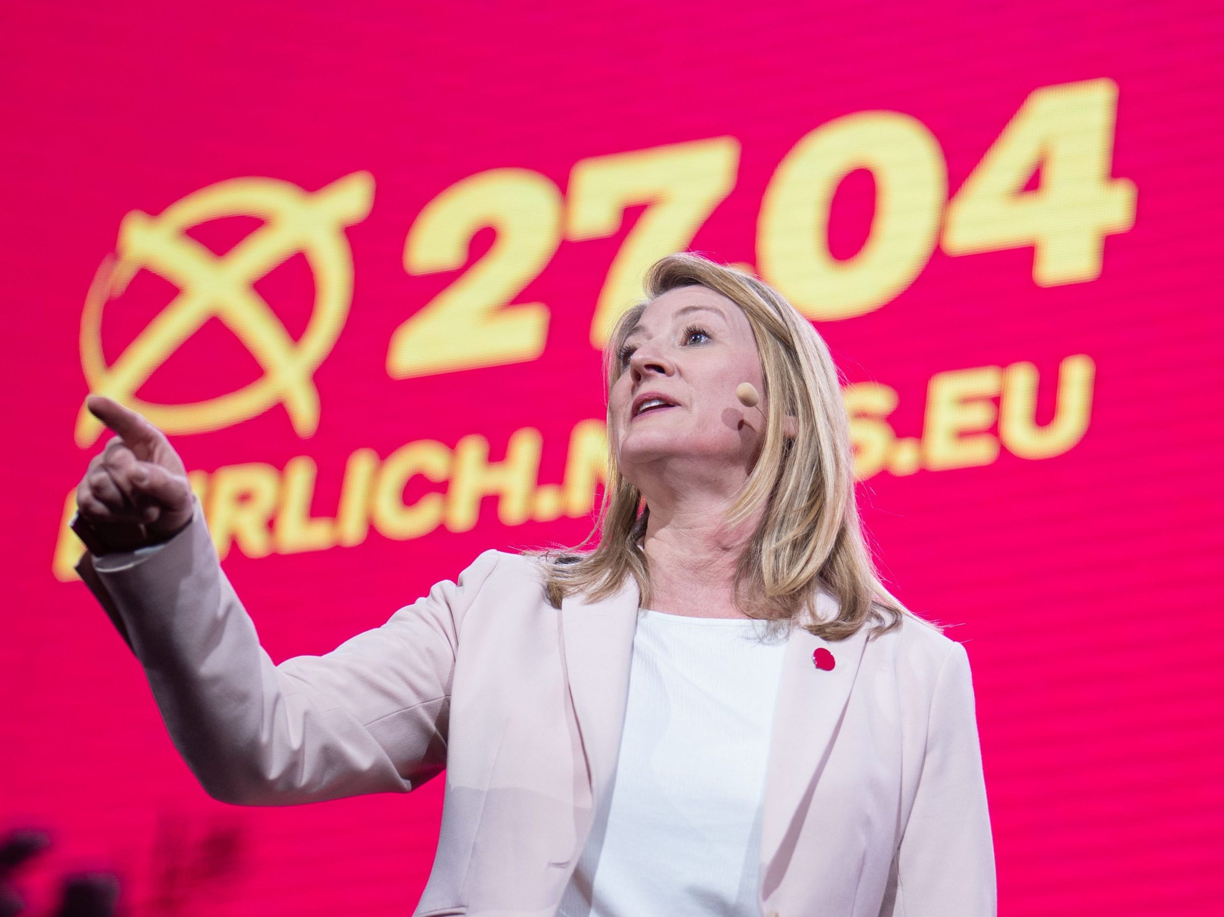 Emmerling will Kinder nicht wegsperren, sondern in kritischen Phasen professionelle Begleitung geben, Emmerling will Kinder nicht wegsperren, sondern in kritischen Phasen professionelle Begleitung geben,