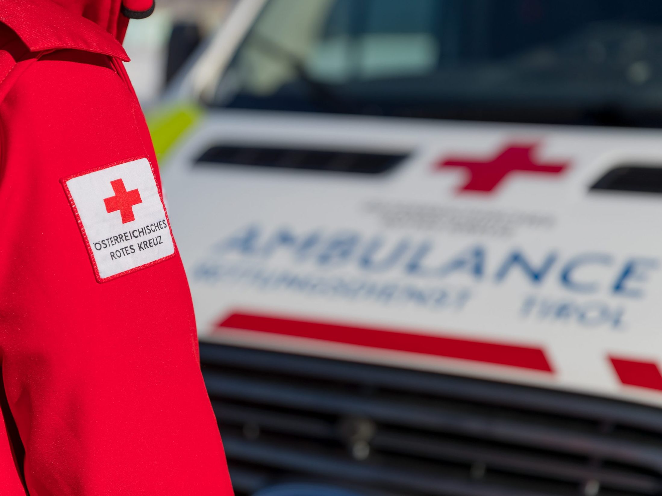 Mit schweren Verletzungen wurde der 25-Jährige ins Klinikum Wels eingeliefert, dort erlag er am Mittwoch seinen Blessuren.