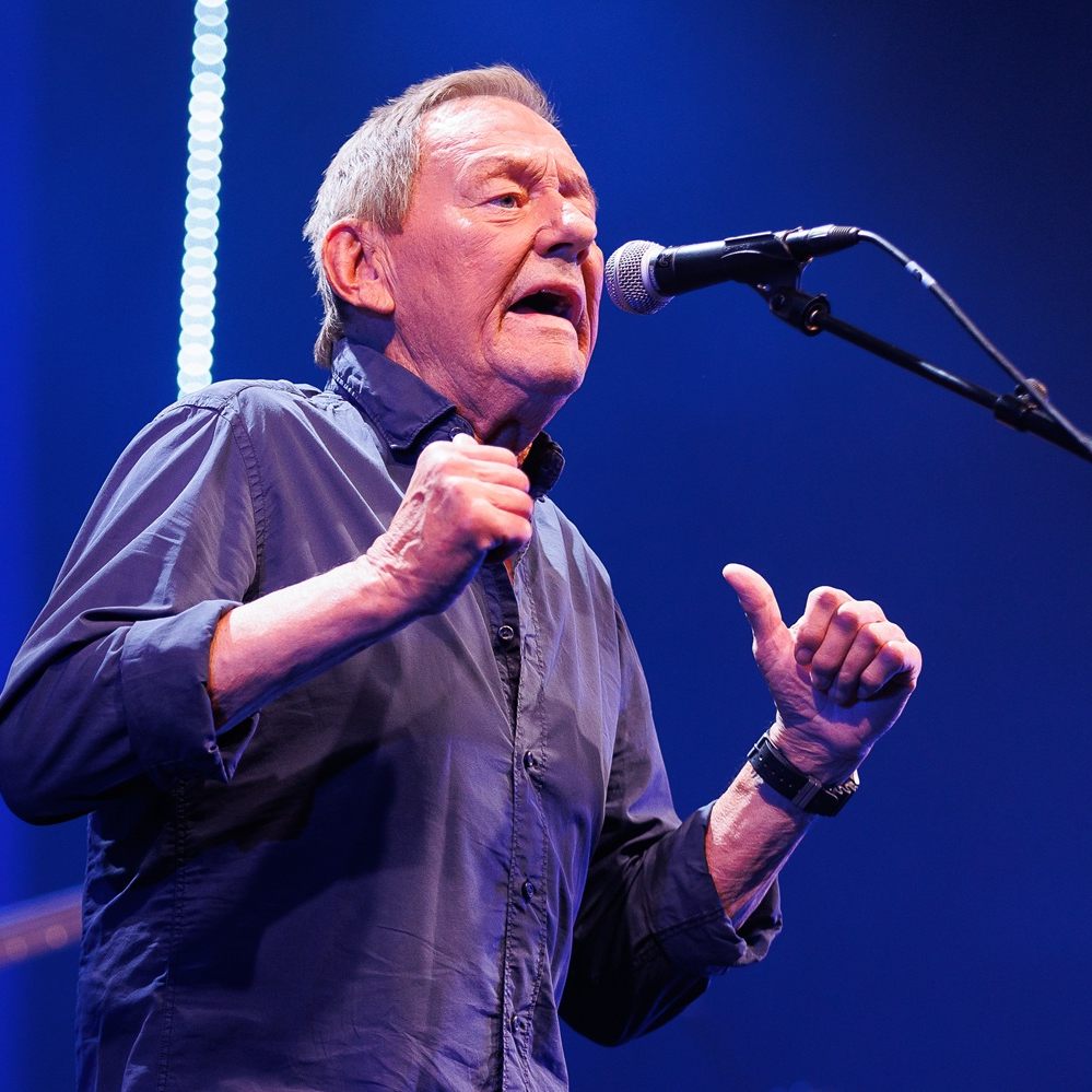 Ambros bei Konzert an Bäer-Geburtstag am Start.