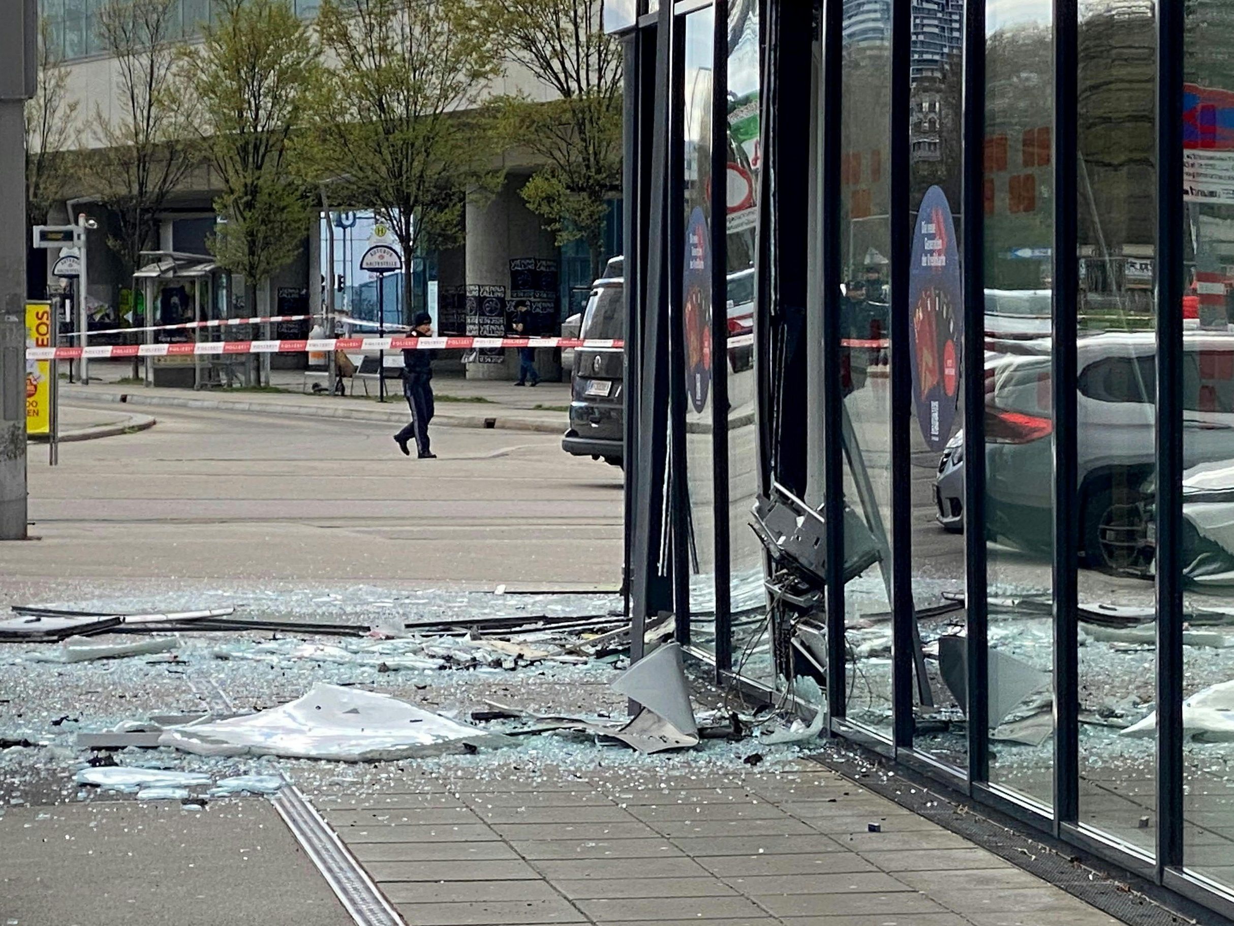Großeinsatz nach einer Bankomatsprengung in Wien-Leopoldstadt.