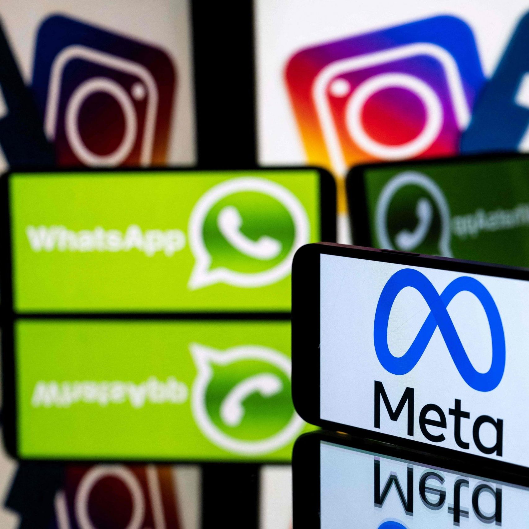 Meta AI ist nun auch in Österreich bei WhatsApp aktiv. Eine Deaktivierung ist nicht möglich – es gibt aber Alternativen zur Ausblendung.